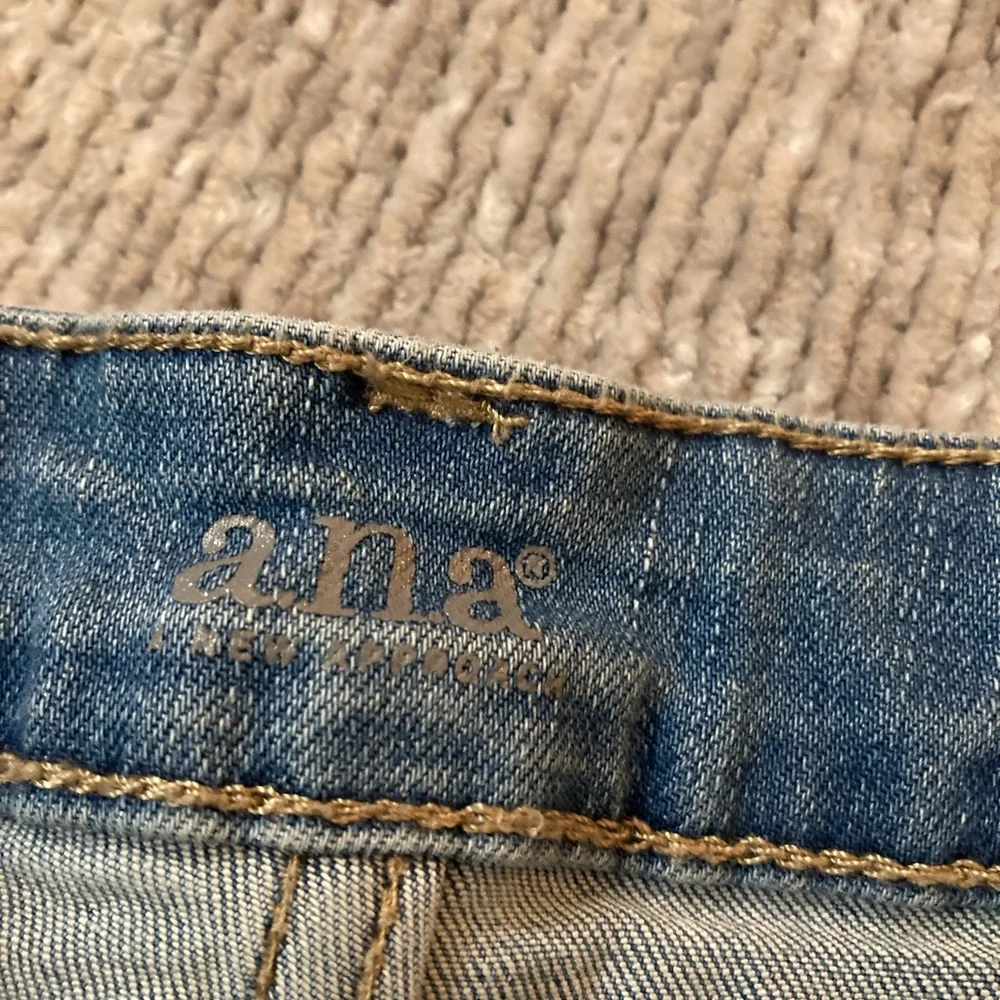 A.N.A Denim Shorts Size 27 Womens Mid‎ Rise Cuffed Jean Shorts Casual